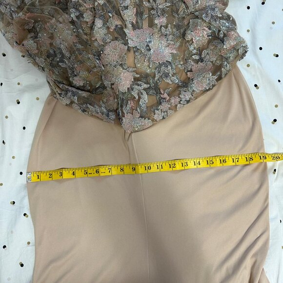 NWOT MAC DUGGAL 79313 $798 Embroidered Spaghetti Strap Trumpet Gown size 6 - Picture 14 of 14